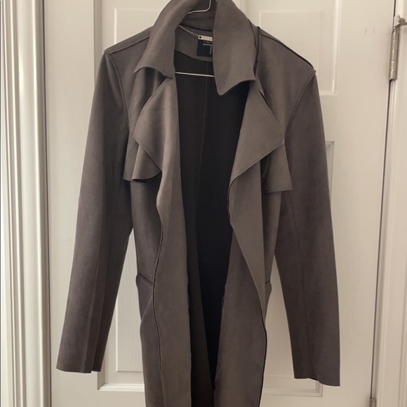 Women’s Suede Jacket - Picture 3 of 6